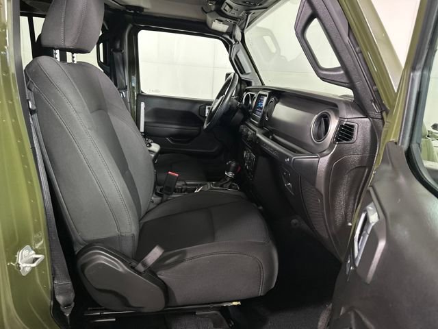 Used 2023 Jeep Wrangler Unlimited w/ Cold Weather Group image 28