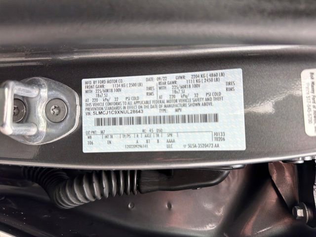 Certified 2022 Lincoln Corsair FWD image 33