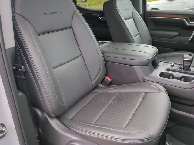 Used 2024 GMC Sierra 1500 Denali w/ Denali Reserve Package AWD/4WD image 25