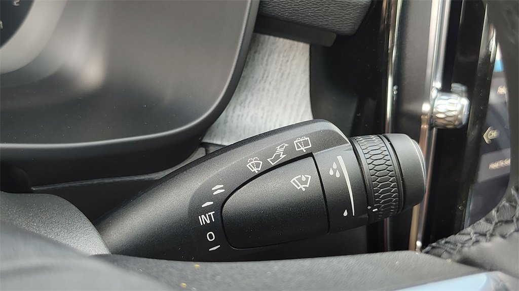 New 2026 Volvo XC40 B5 Core w/ Climate Package image 16