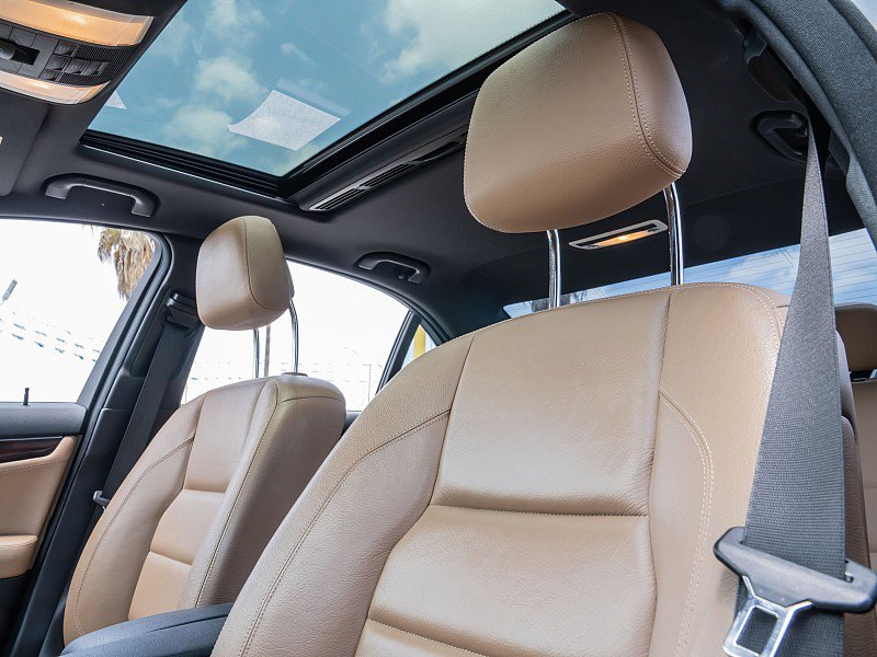 Used 2012 Mercedes-Benz C 350 Sport image 24