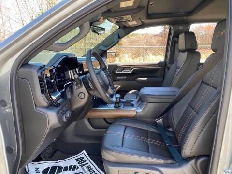 New 2025 Chevrolet Silverado 1500 High Country w/ Technology Package image 33