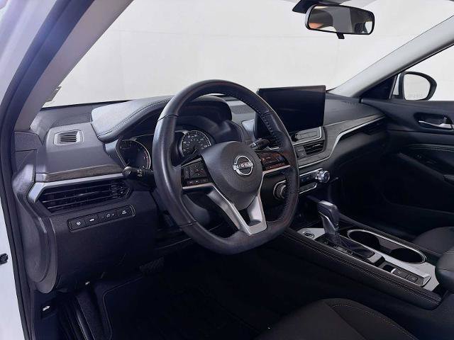 Certified 2023 Nissan Altima 2.5 SV w/ SV Premium Package FWD image 7