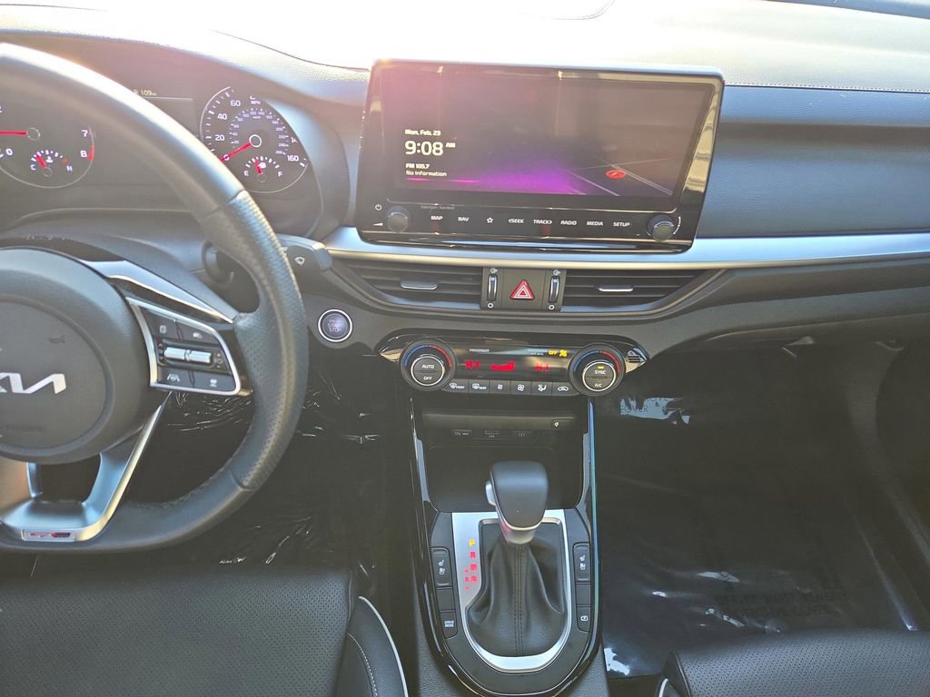 Certified 2023 Kia Forte GT-Line w/ GT-Line Premium Package image 23