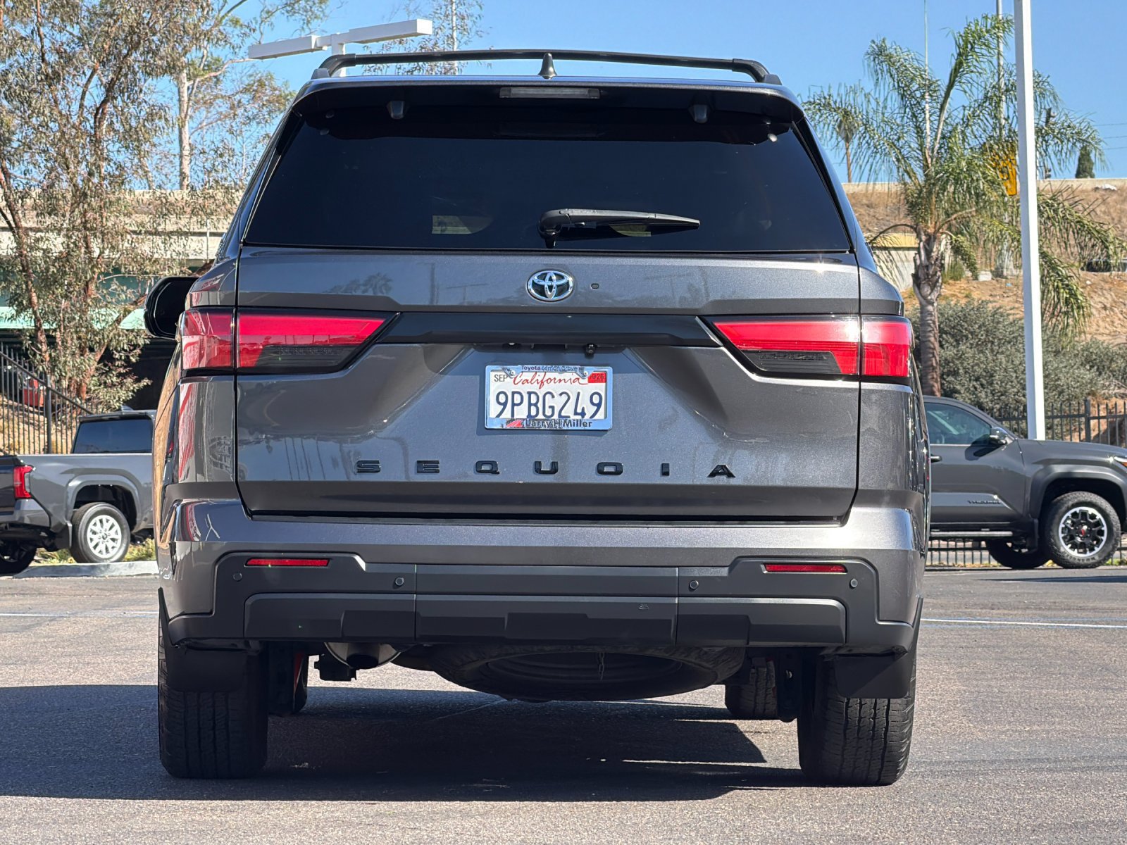 Used 2024 Toyota Sequoia SR5 w/ SR5 Premium Package AWD/4WD image 4