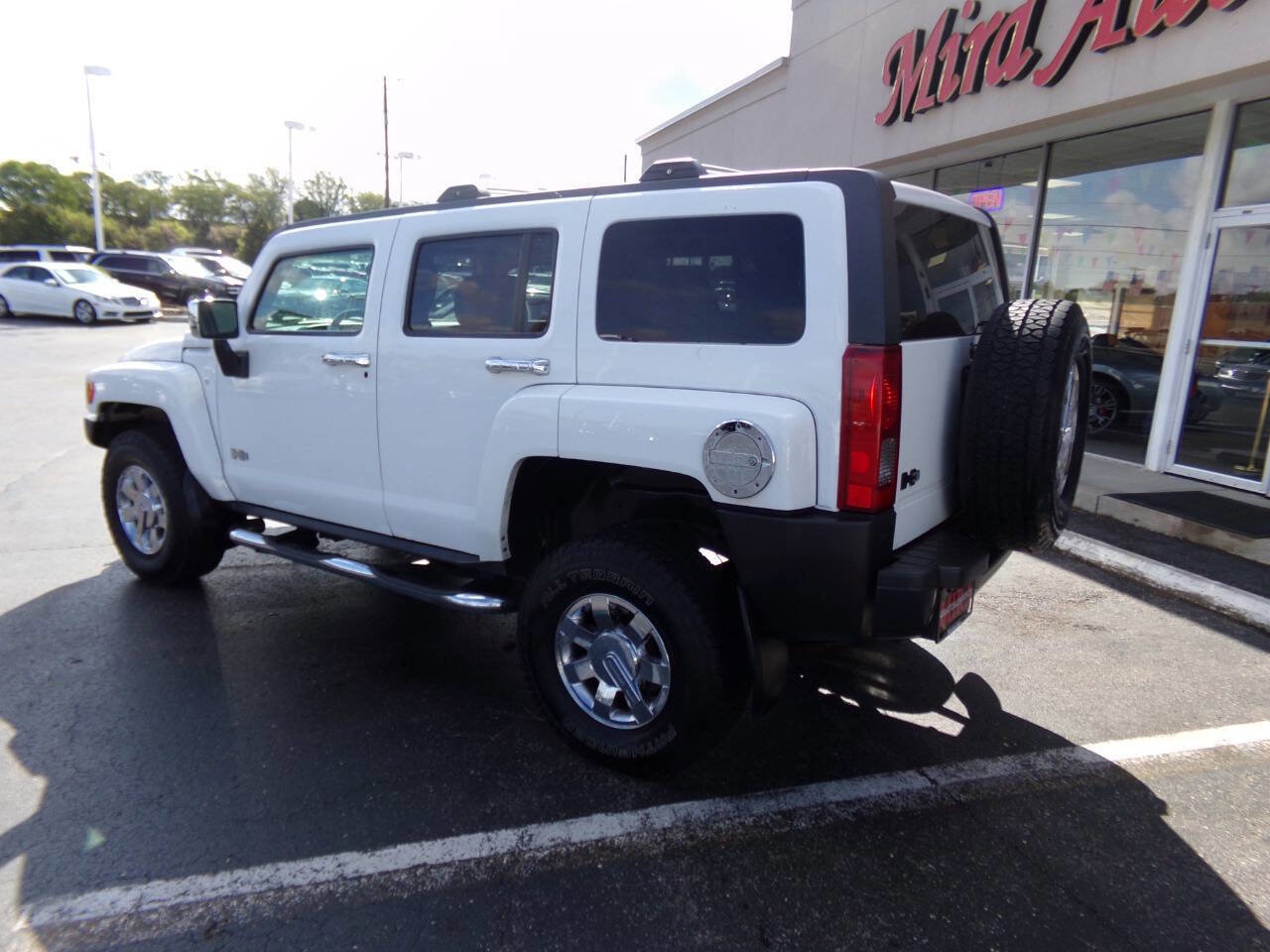 Used 2009 HUMMER H3 Luxury AWD/4WD image 7