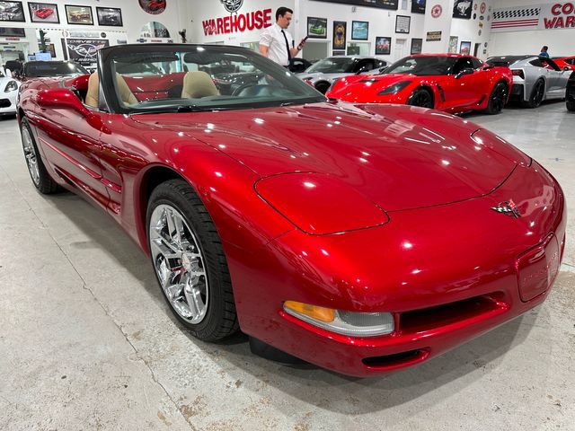 Used 2004 Chevrolet Corvette Convertible w/ Preferred Equipment Group RWD image 14