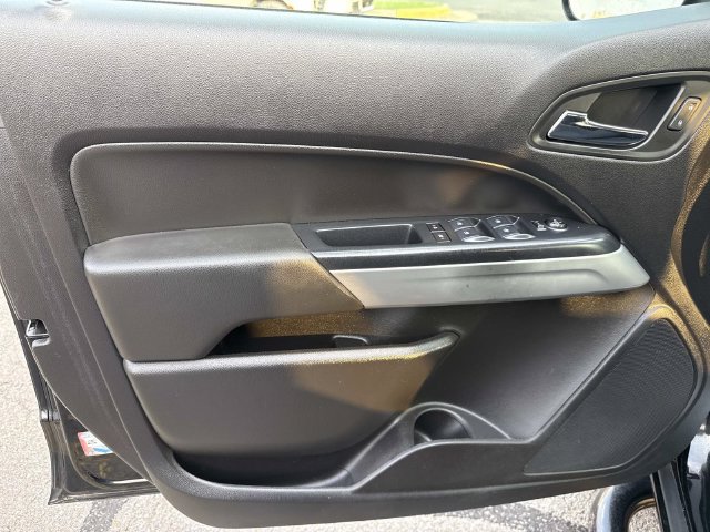 Used 2019 Chevrolet Colorado LT w/ LT Convenience Package RWD image 18
