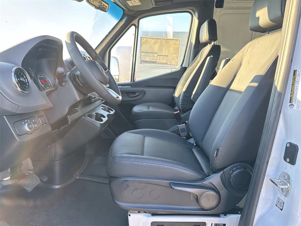 New 2026 Mercedes-Benz Sprinter 2500 image 16