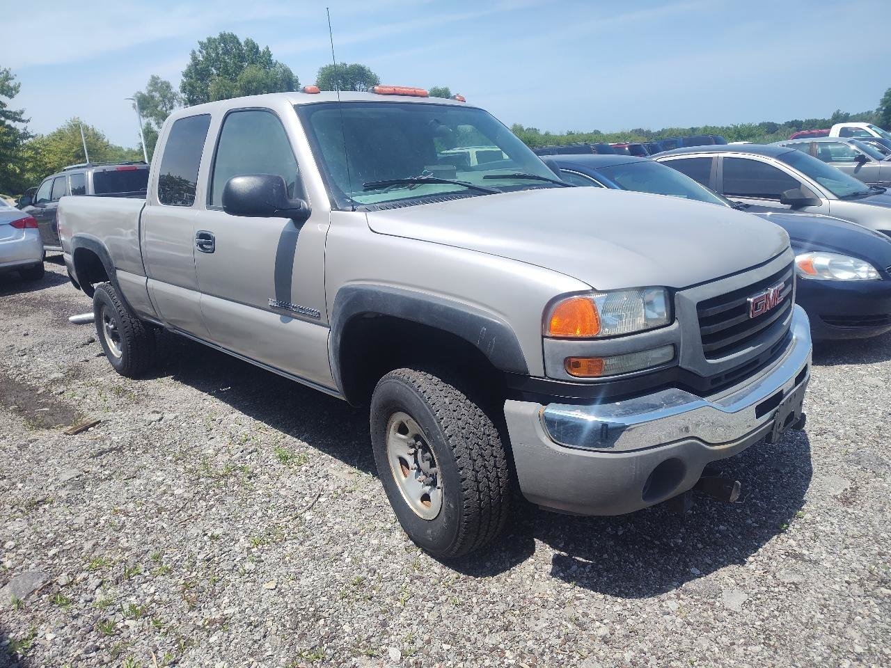 Used 2007 GMC Sierra 2500 W/T w/ Snow Plow Prep Package
