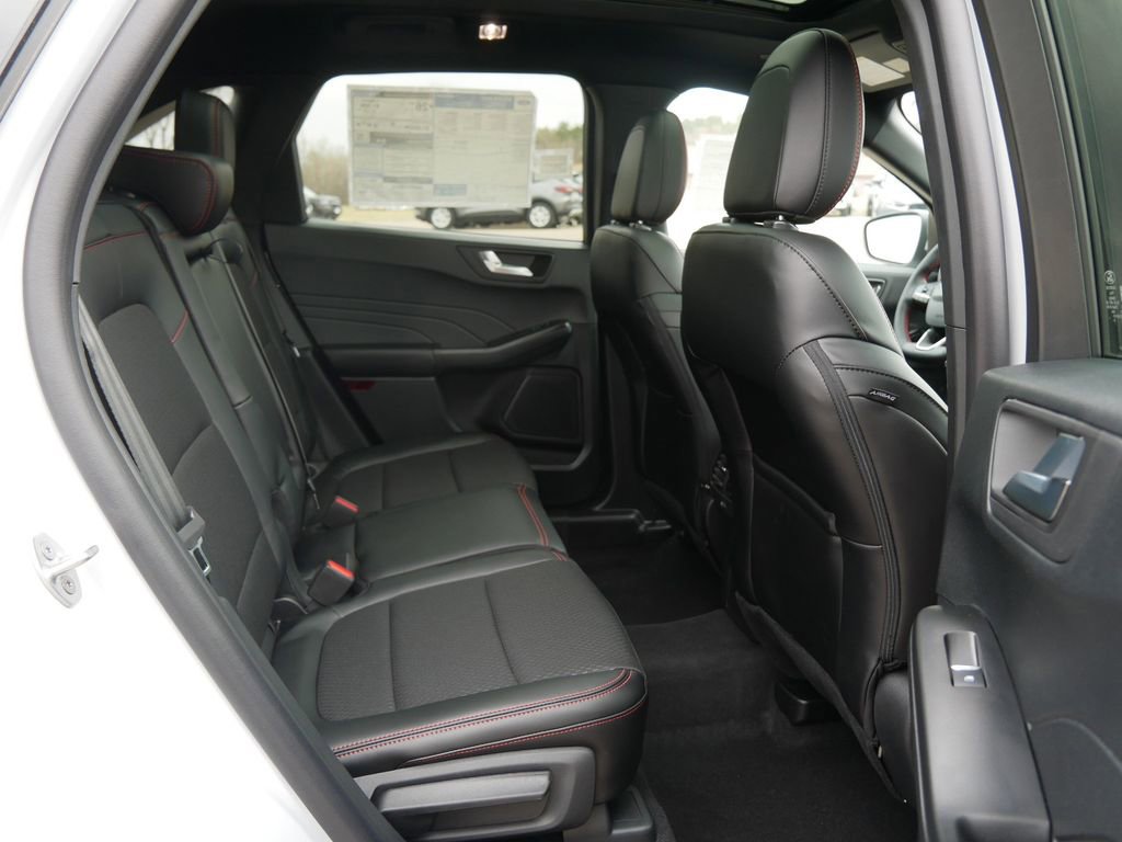 New 2026 Ford Escape ST-Line Select w/ Equipment Group 401A AWD/4WD image 13