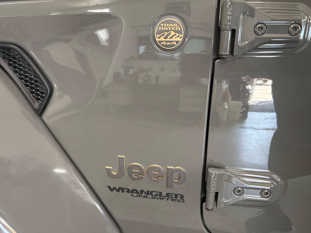 Used 2022 Jeep Wrangler Unlimited Rubicon w/ Xtreme Recon 35" Tire Package AWD/4WD image 87