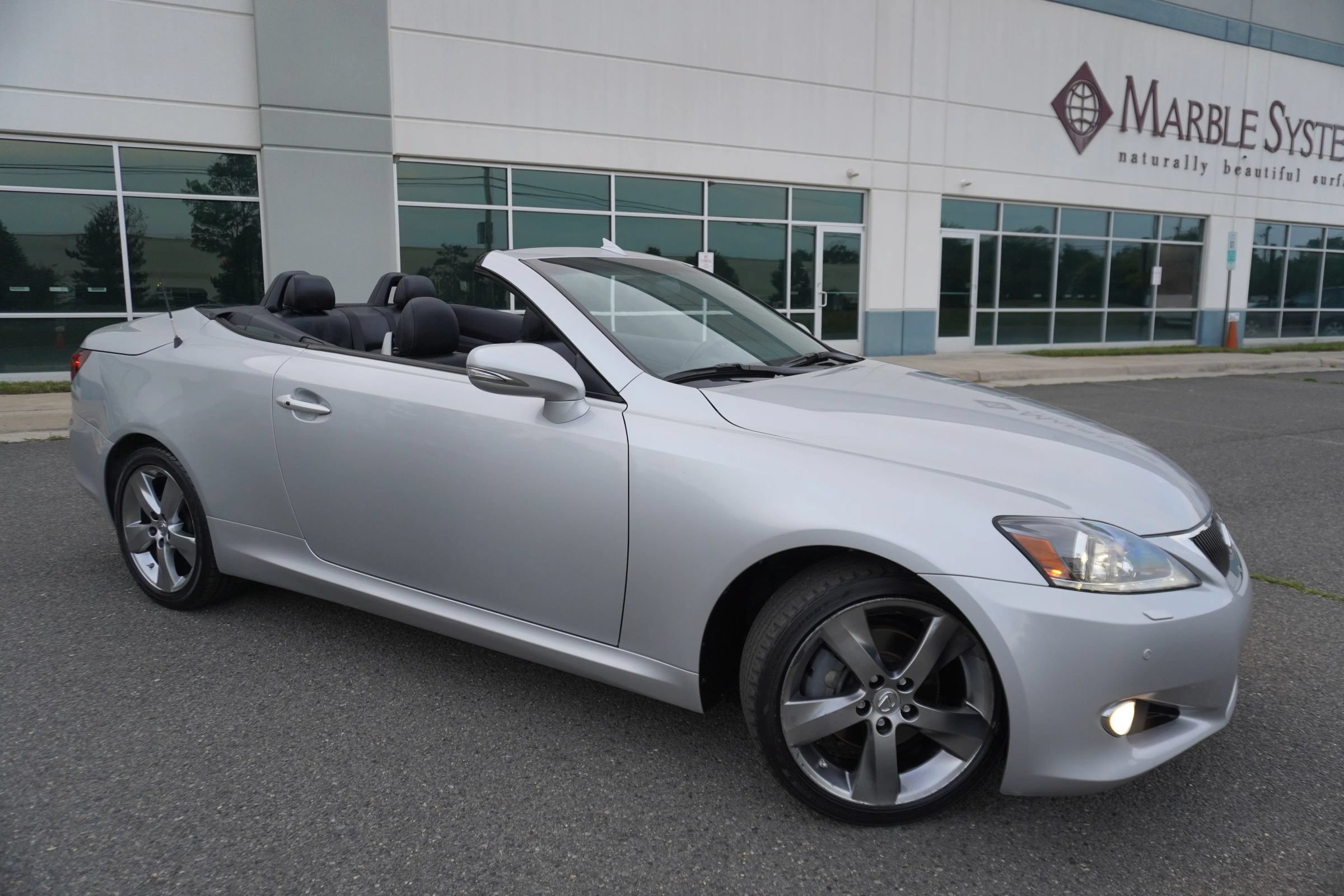 Used 2011 Lexus IS 250C RWD image 22