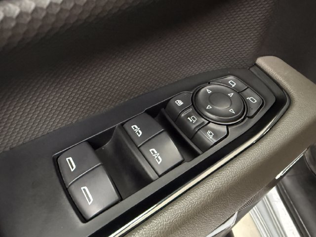 Used 2024 Chevrolet Silverado 2500 ZR2 w/ Technology Package AWD/4WD image 27