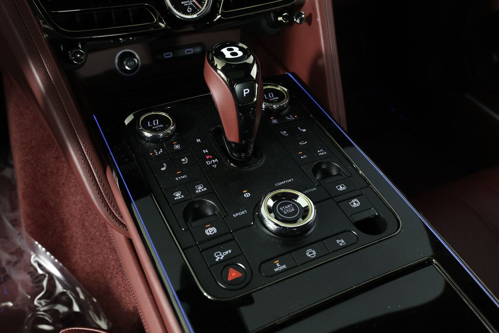 New 2025 Bentley Flying Spur Plug-In Hybrid AWD/4WD image 20