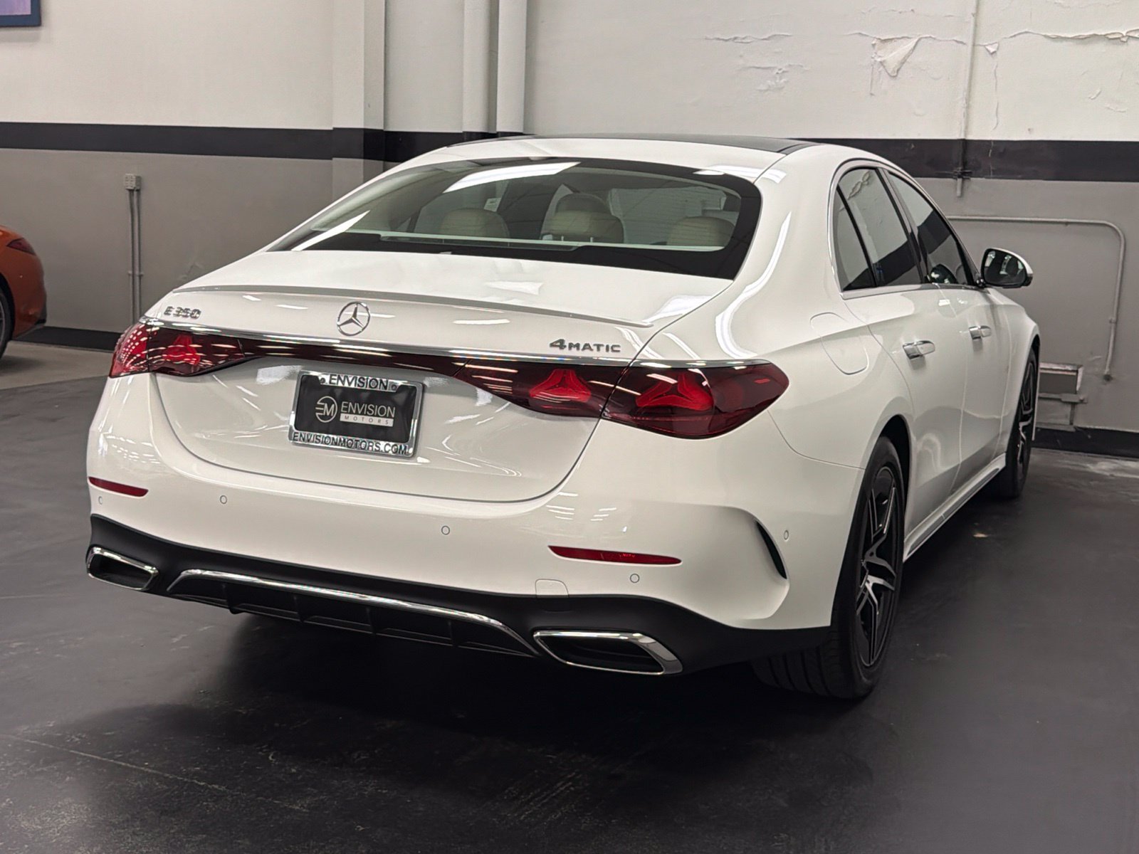 Used 2024 Mercedes-Benz E 350 4MATIC Sedan image 13