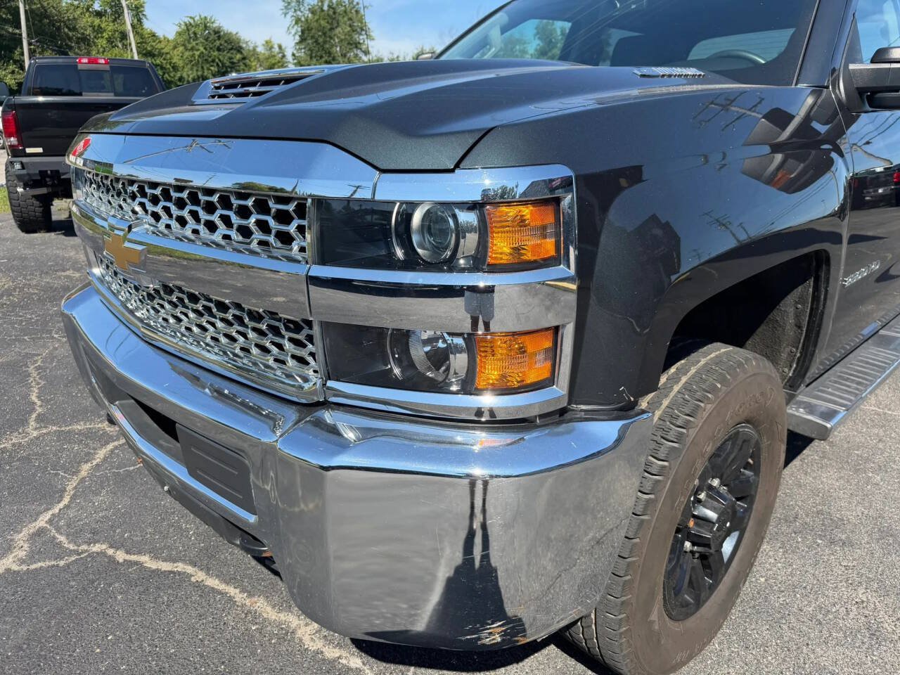 Used 2019 Chevrolet Silverado 2500 W/T AWD/4WD image 39