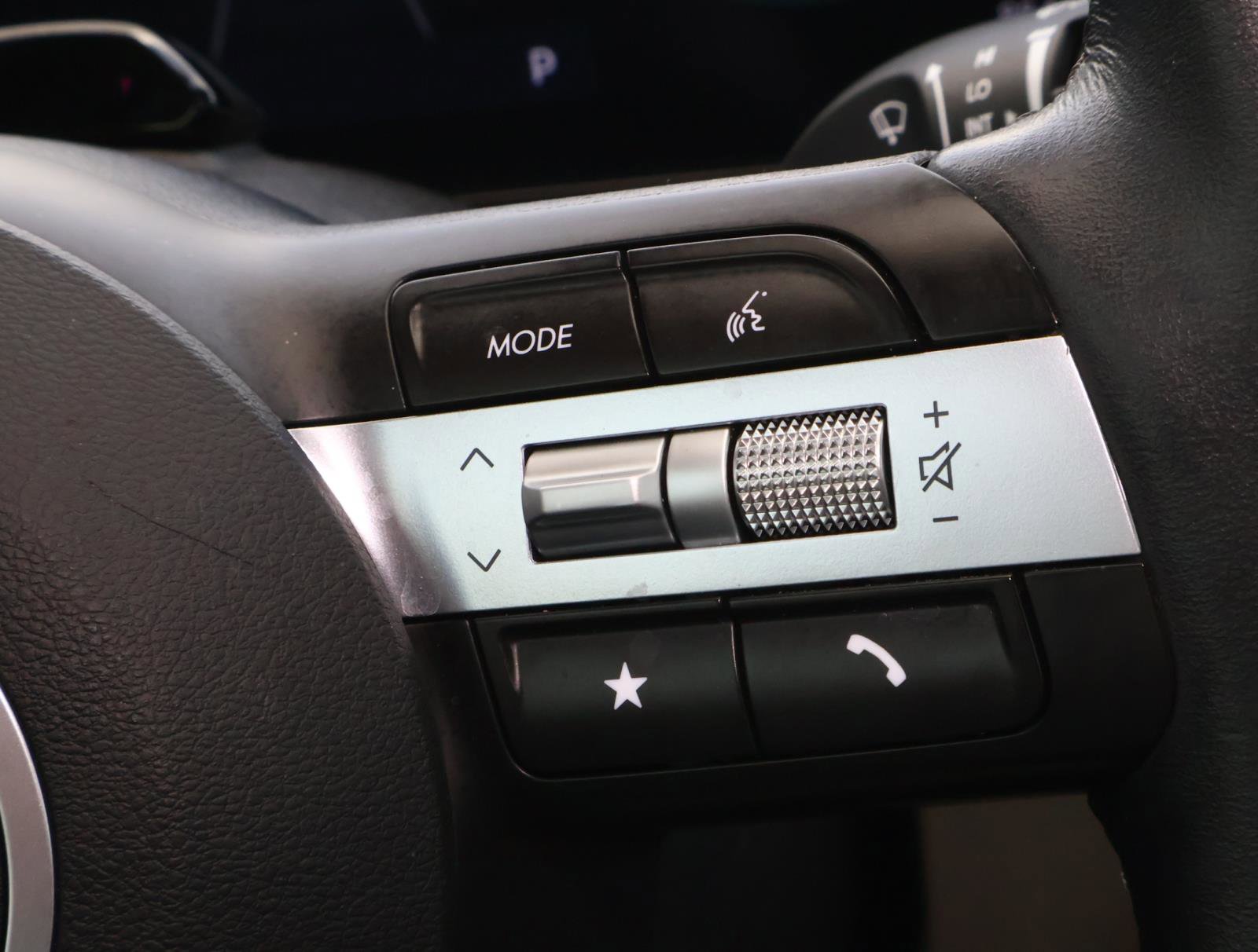 Certified 2025 Hyundai Tucson SEL image 26