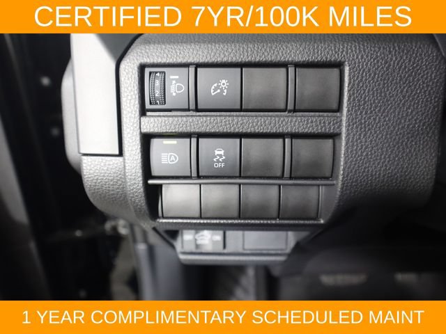 Used 2025 Toyota Tacoma SR w/ SR Upgrade Package AWD/4WD image 18