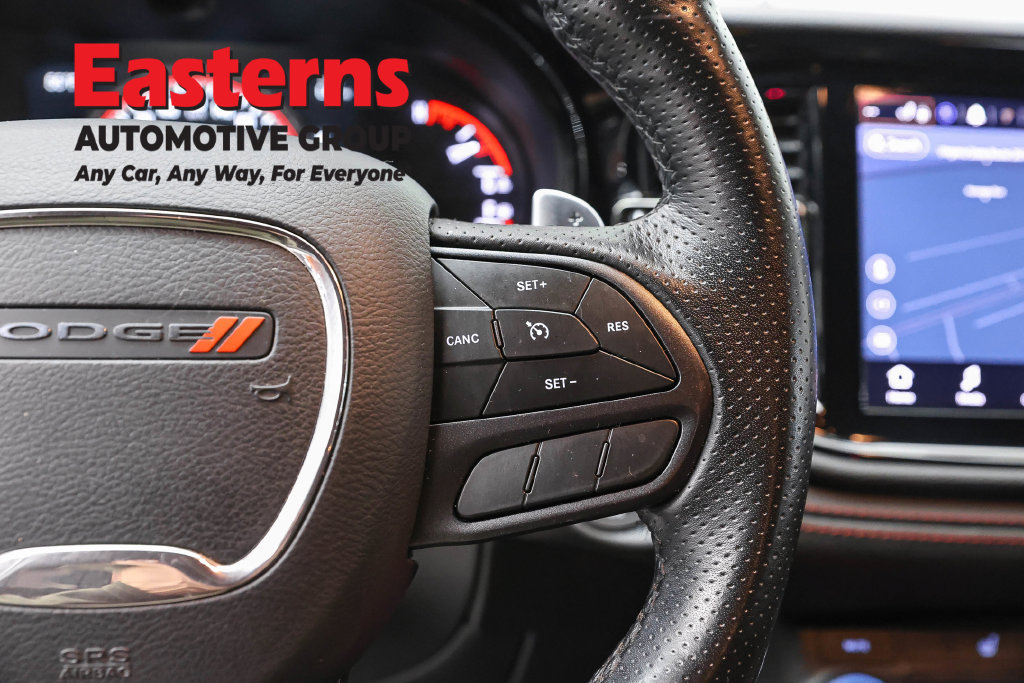 Used 2025 Dodge Durango GT RWD image 17