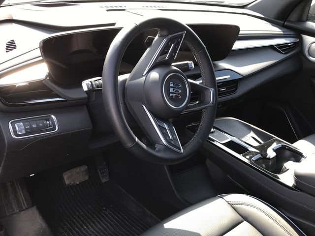 Used 2025 Buick Enclave Avenir w/ LPO, Floor Liner Package FWD image 6