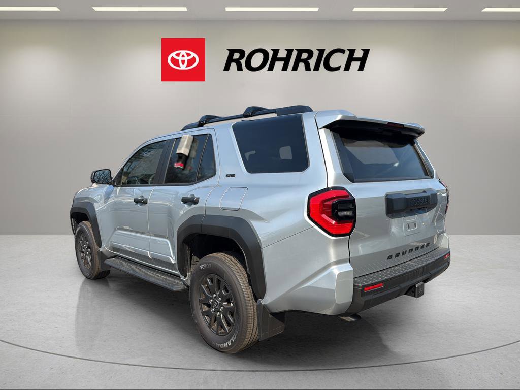 Used 2025 Toyota 4Runner SR5 RWD image 8