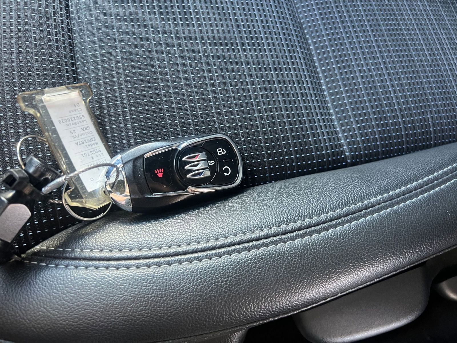 Used 2025 Buick Envista Preferred image 21