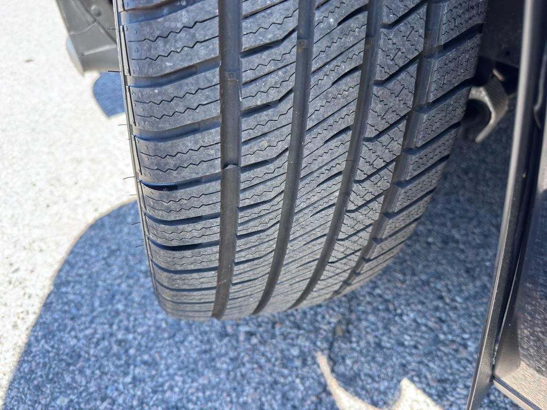 Used 2019 Dodge Challenger R/T RWD image 40