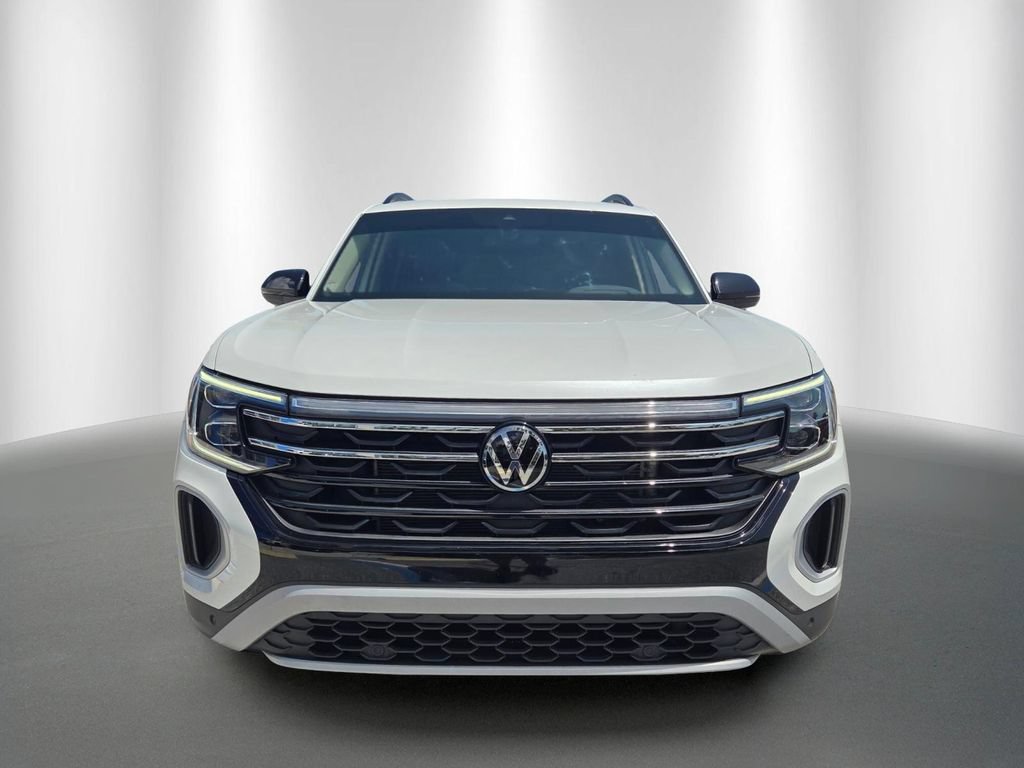Used 2024 Volkswagen Atlas Peak Edition SEL AWD/4WD image 8