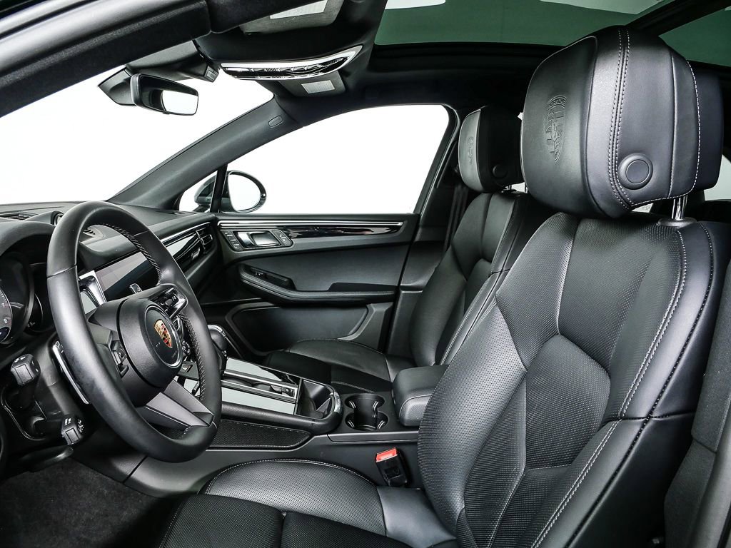Certified 2023 Porsche Macan S w/ Premium Package Plus image 8
