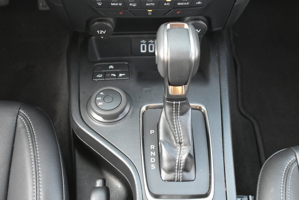 Used 2022 Ford Ranger Lariat w/ Equipment Group 501A High image 17