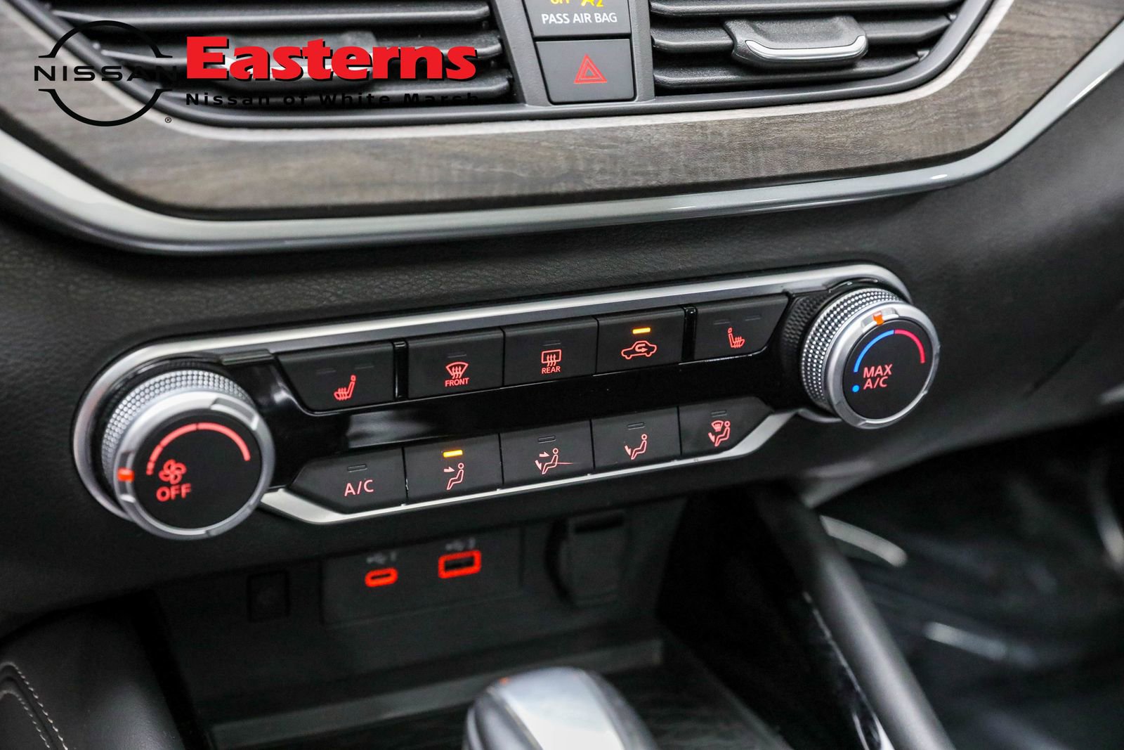 Used 2024 Nissan Altima 2.5 SV w/ SV Premium Package image 28