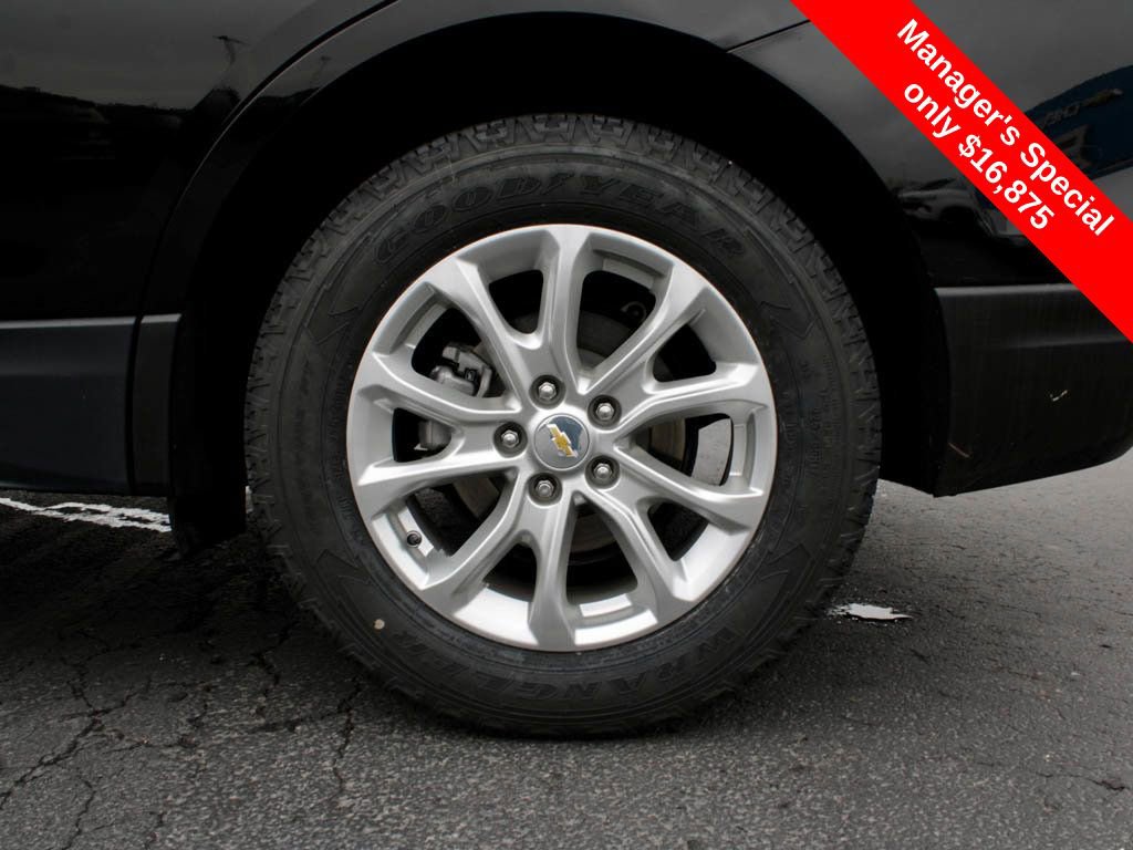 Used 2021 Chevrolet Equinox LS w/ LS Convenience Package image 9