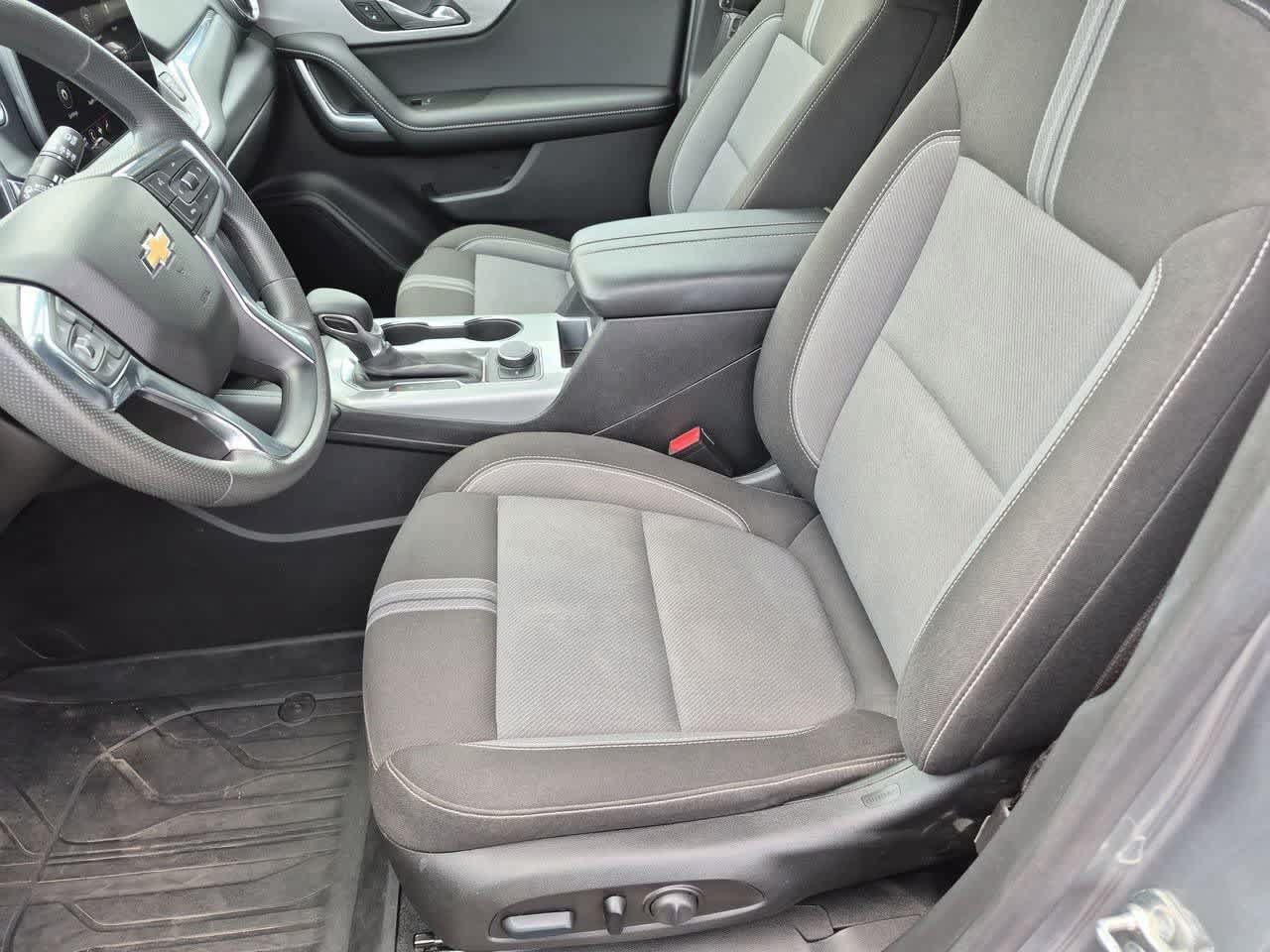 Used 2023 Chevrolet Blazer LT w/ Convenience Package AWD/4WD image 16