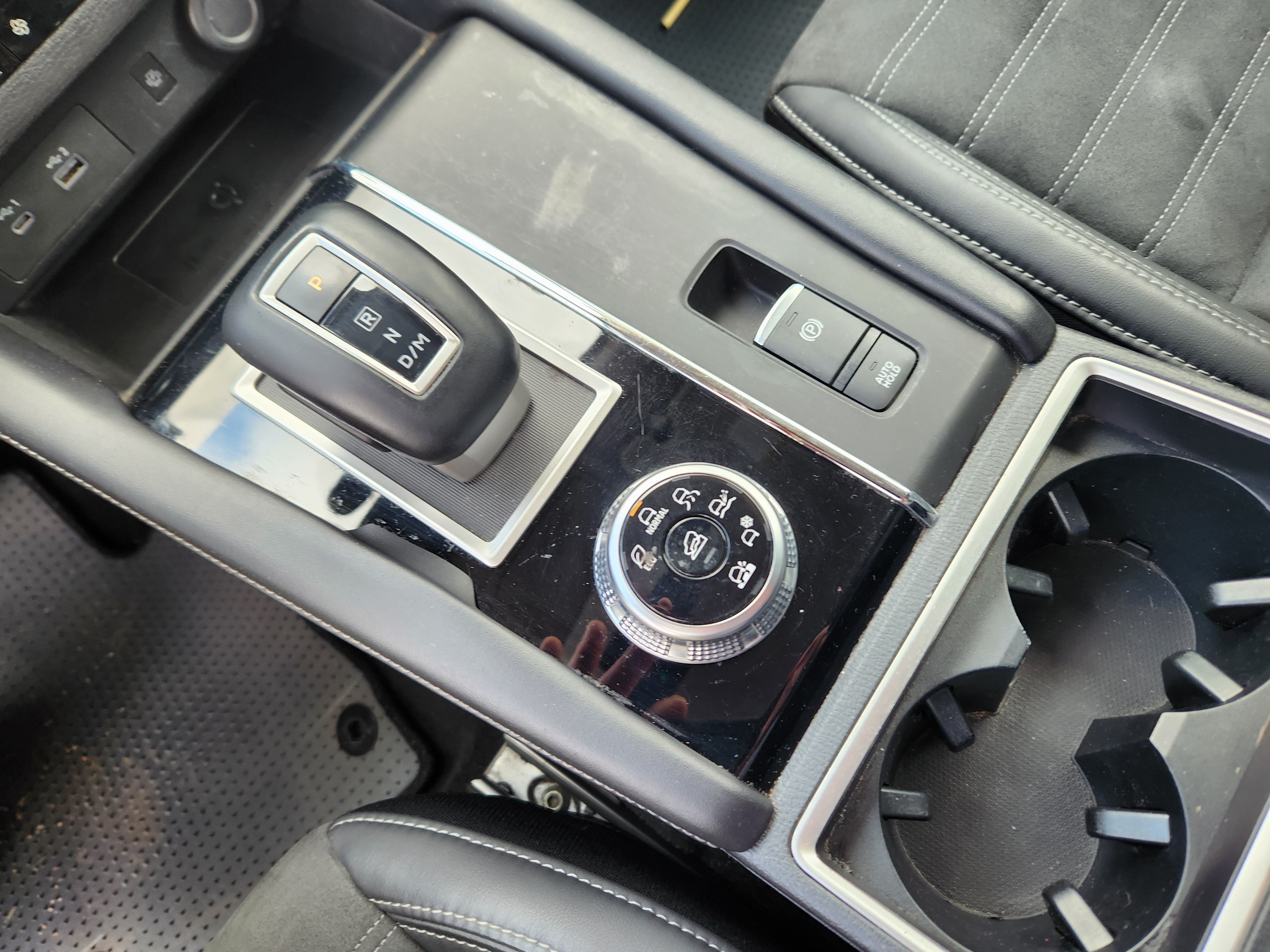 Used 2022 Mitsubishi Outlander SE AWD/4WD image 15
