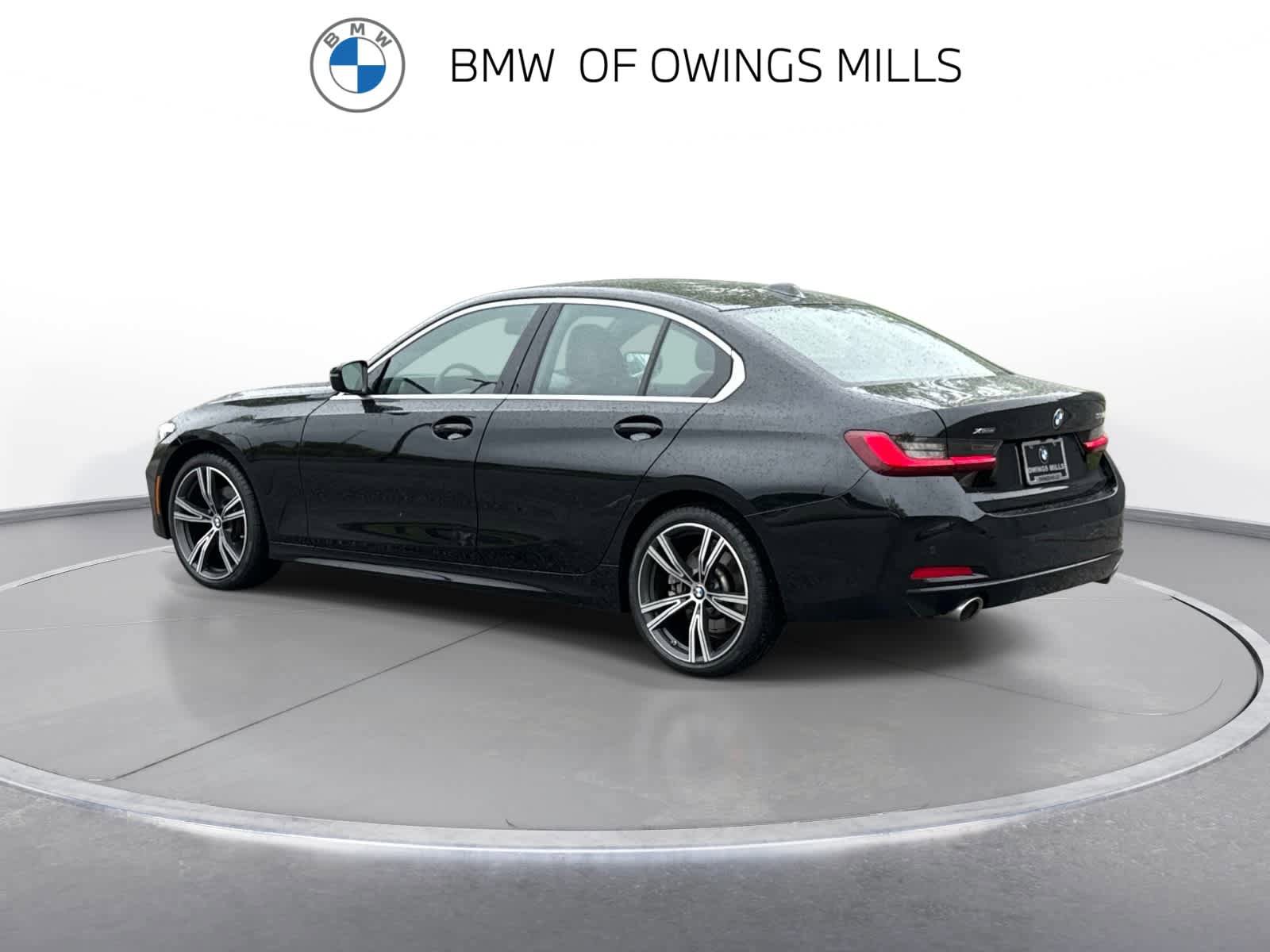 Certified 2024 BMW 330i xDrive Sedan w/ Premium Package AWD/4WD image 11