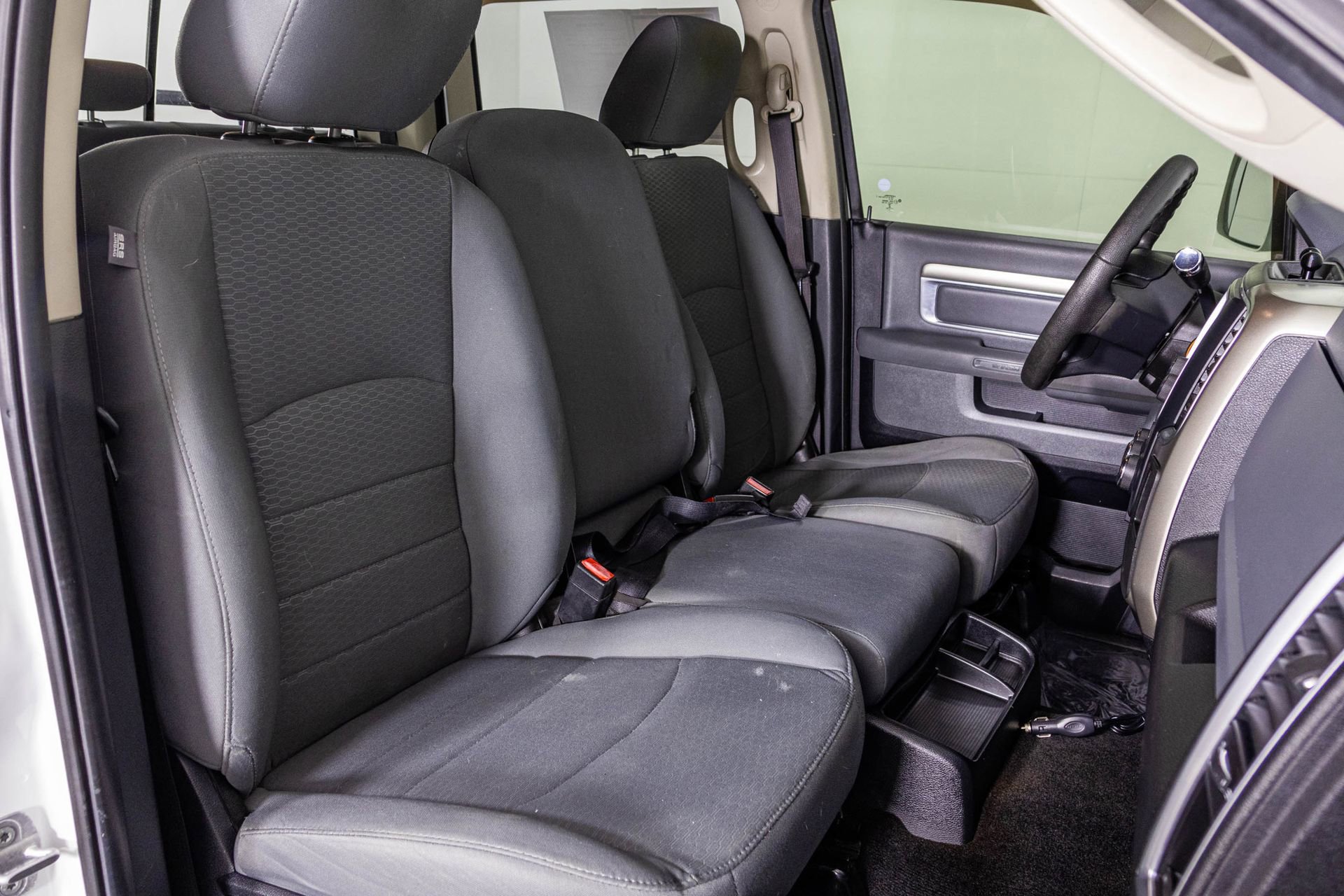 Used 2014 RAM 2500 SLT image 40