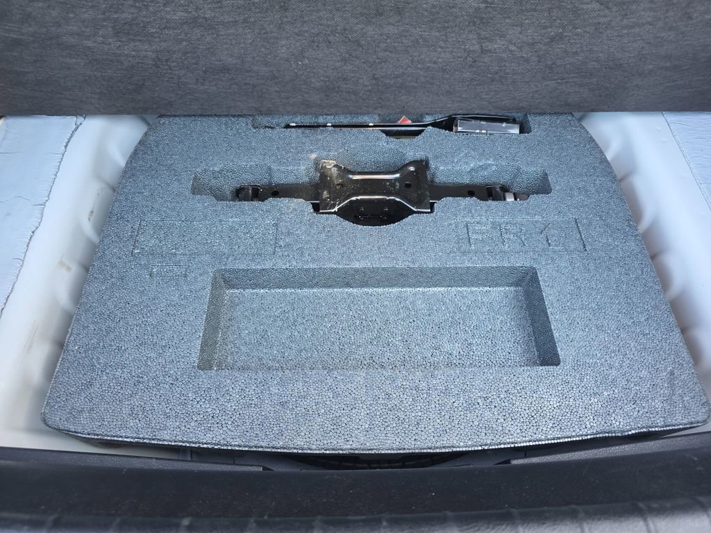 Used 2024 Nissan Altima 2.5 SL AWD/4WD image 35