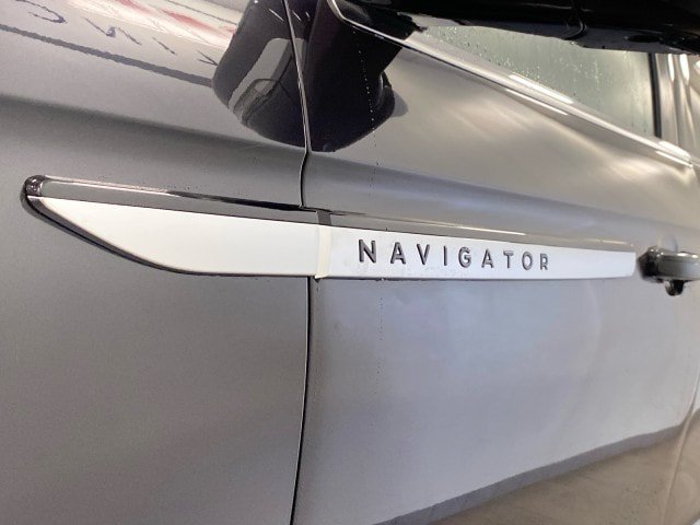 New 2027 Lincoln Navigator L Reserve AWD/4WD image 17