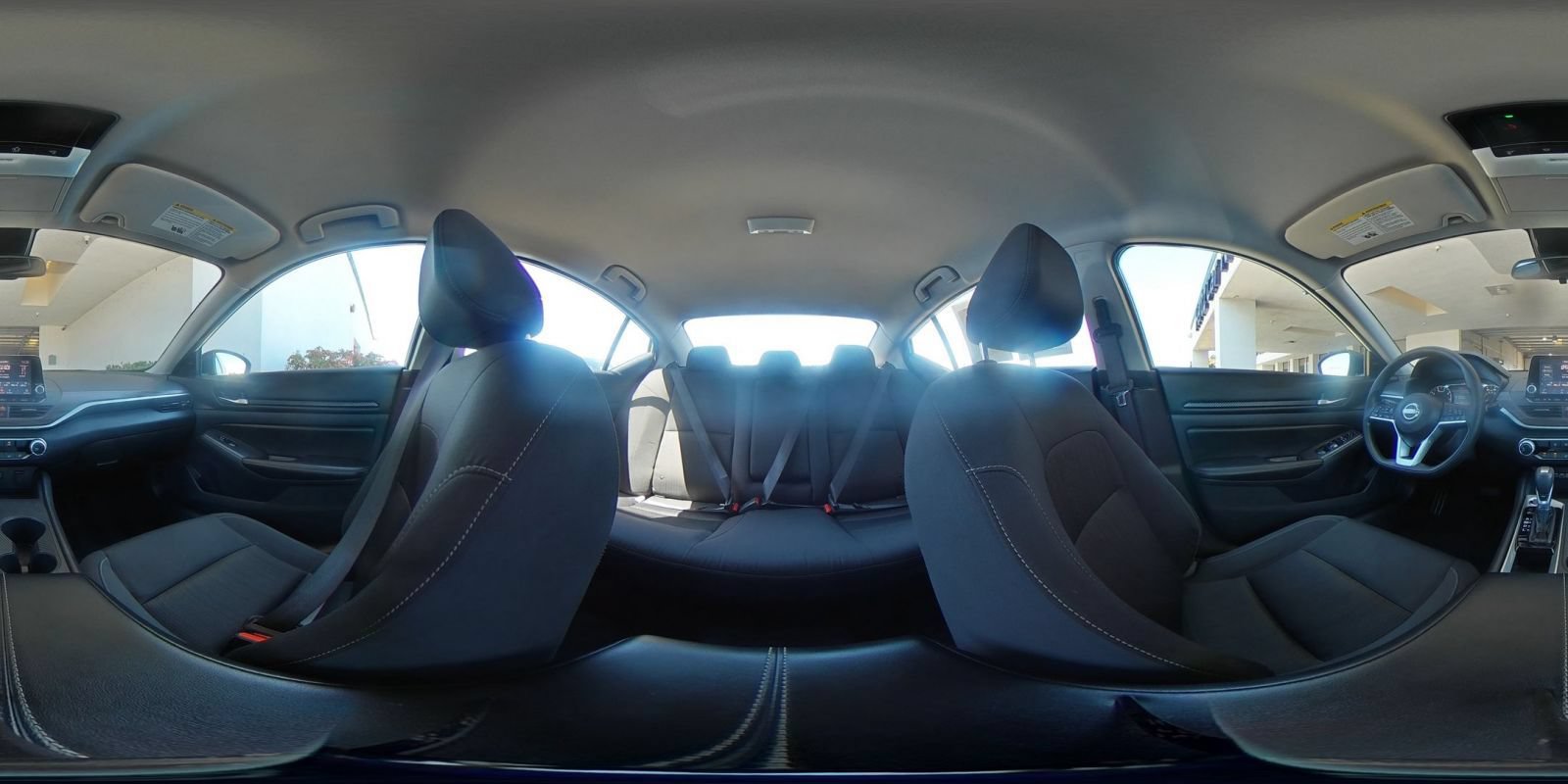 Used 2025 Nissan Altima 2.5 SV FWD image 43