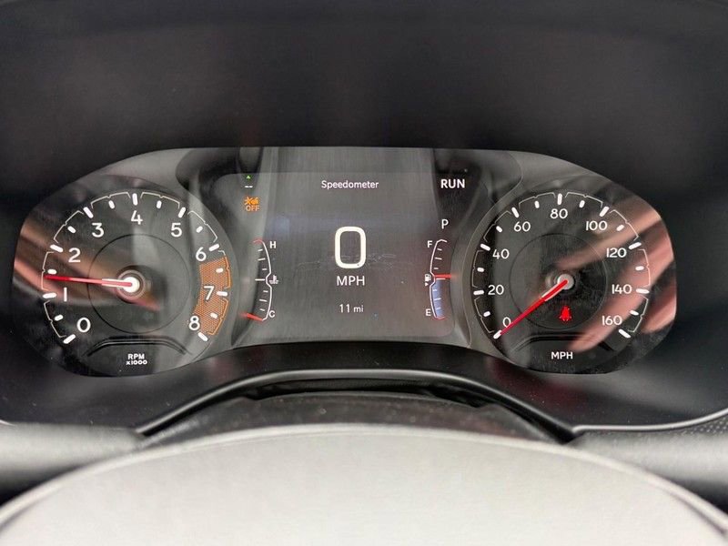 New 2026 Jeep Compass Latitude image 13