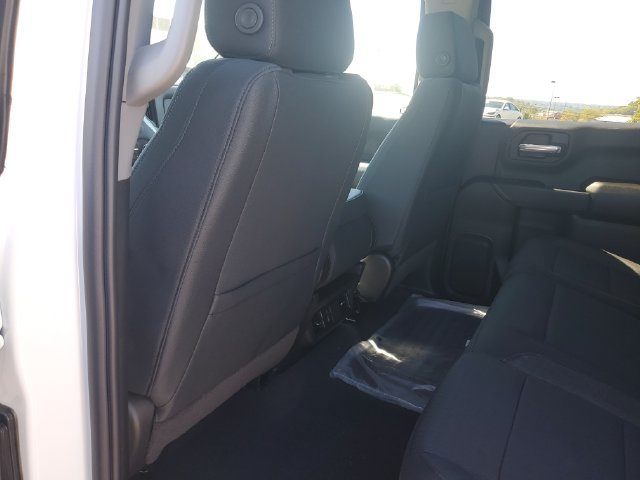 New 2026 Chevrolet Silverado 1500 Custom w/ Turbomax Blackout Package AWD/4WD image 14