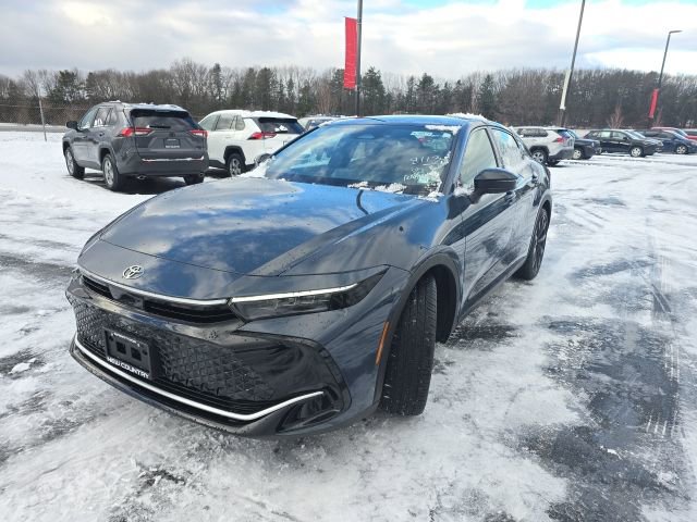 New 2026 Toyota Crown Nightshade image 7