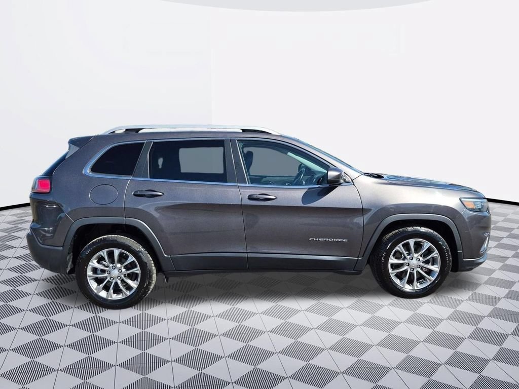 Used 2019 Jeep Cherokee Latitude Plus FWD image 7