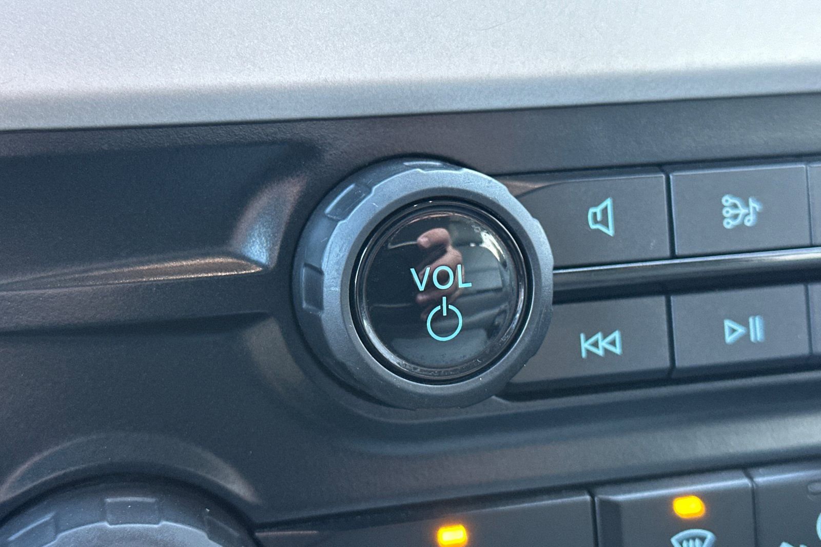 Used 2024 Ford F250 XL w/ 360-Degree Camera Package image 31