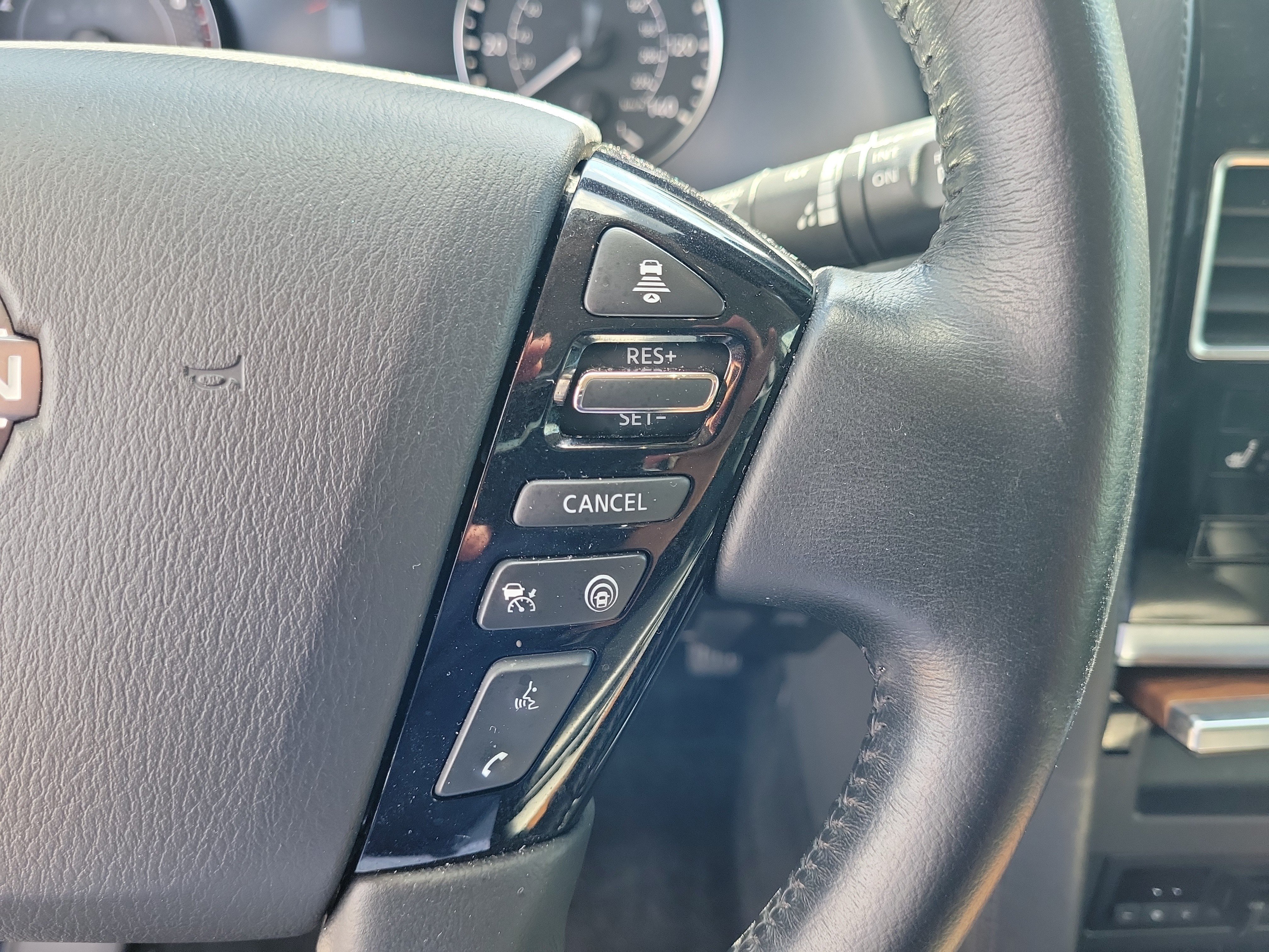 Certified 2024 Nissan Armada SL w/ Captain's Chairs Package RWD image 20