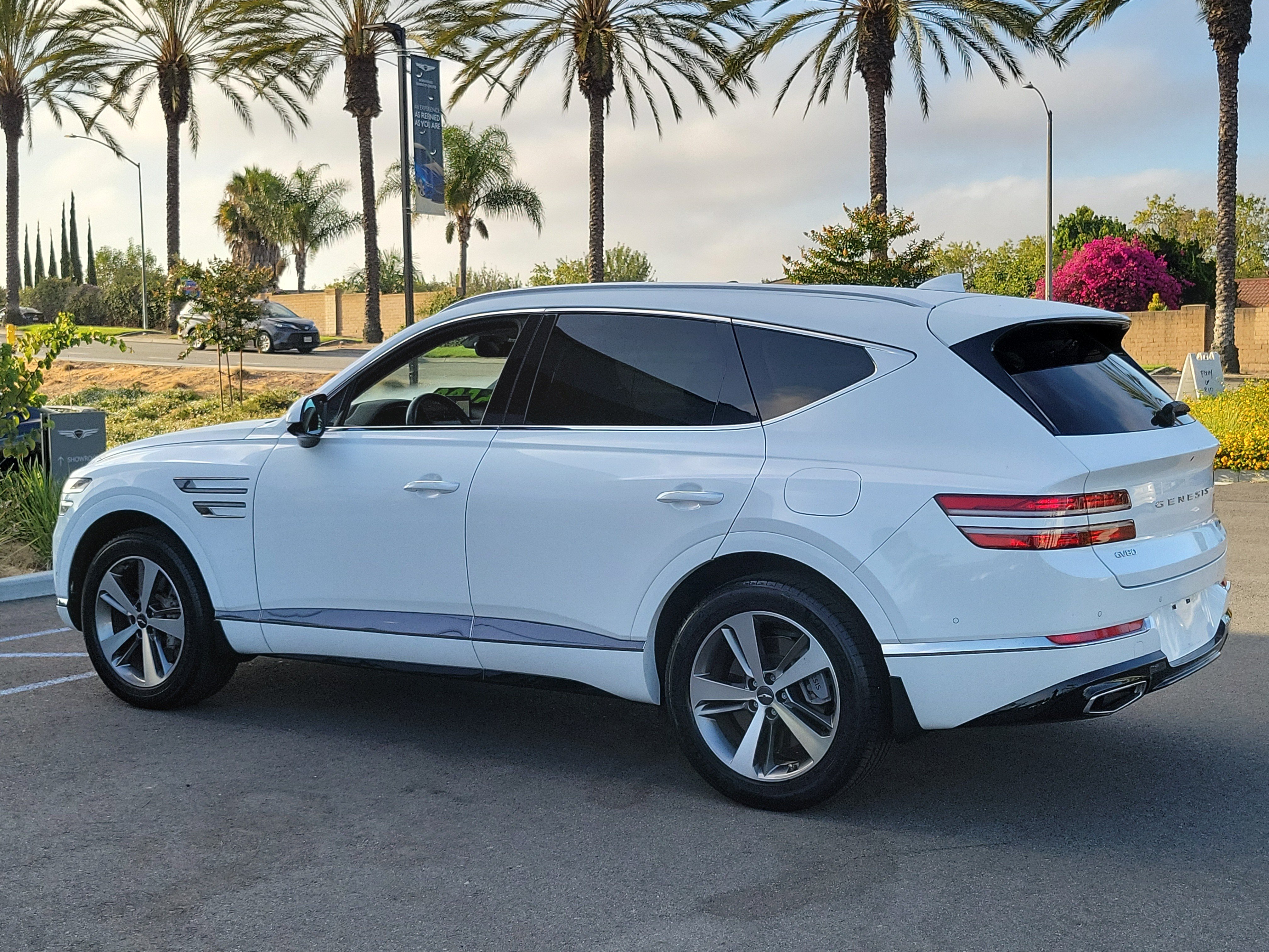 Certified 2023 Genesis GV80 3.5T w/ Cargo Package AWD/4WD image 27