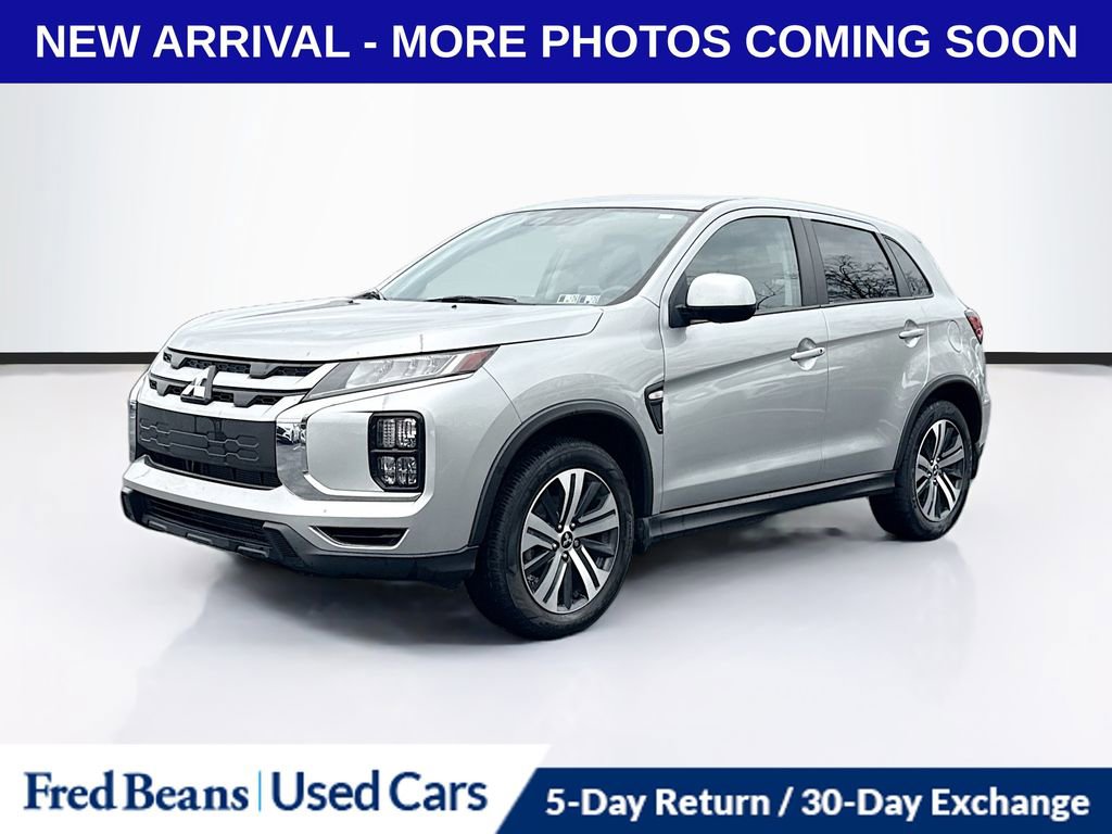 Used 2023 Mitsubishi Outlander Sport ES image 3