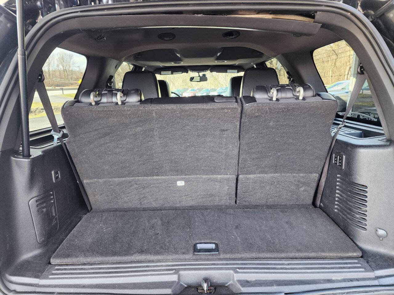 Used 2013 Ford Expedition Limited image 31