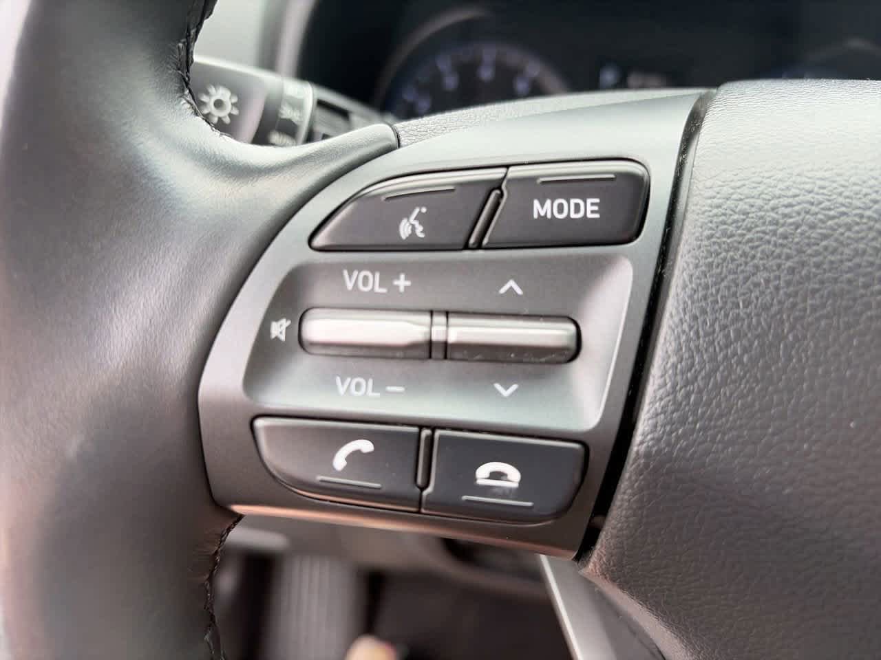 Used 2020 Hyundai Kona SEL Plus FWD image 23